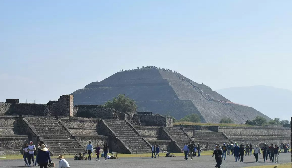 У пирамид недалеко от Мехико произошла стрельба: есть погибшая и раненые