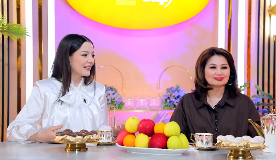 Таниқли телебошловчи Нилуфар Умрзоқова актриса Маҳлиё Асқаралиевани келин қилишга қандай қарор қилгани ҳақида сўзлаб берди