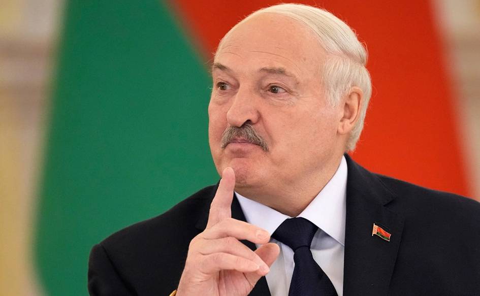“Dronlarni yoqib yuboradi”: Lukashenko Belarusning yangi qurolini maqtadi