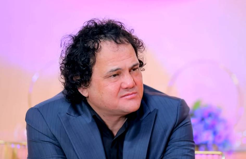 Xonanda O‘lmas Olloberganov Instagram’dagi bachkana qo‘shiqlar va Farrux Zokirovning hayratlangani haqida