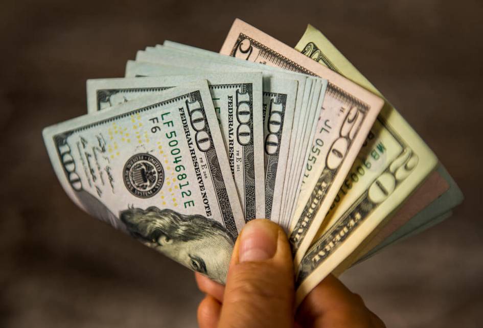 Uzbekistan’s population sells $6bn in foreign currency to banks in 1Q26