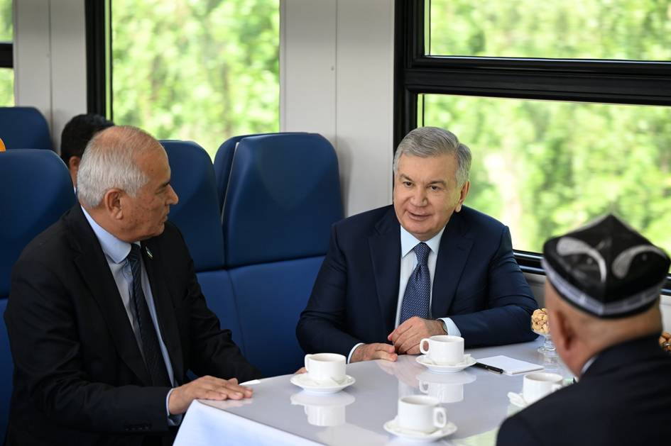 Uzbekistan launches 324-km electric railway with 600,000-passenger annual capacity in Fergana Valley