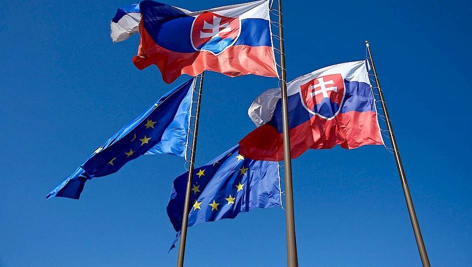 Slovakiya YIni Rossiya gazini taqiqlagani uchun sudga berdi