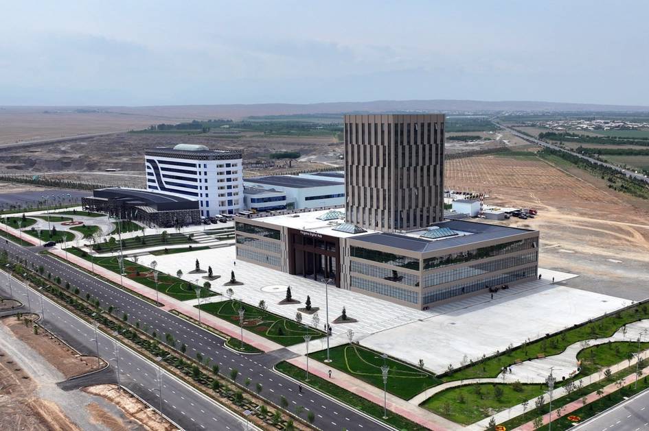 Uzbekistan launches IT Park in Fergana to train 3,000 youth annually