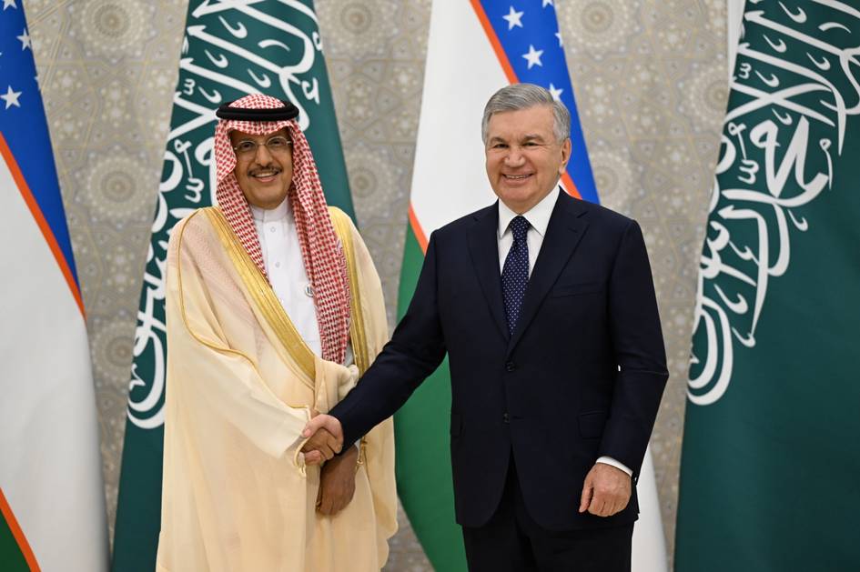 Uzbekistan, ACWA Power advance cooperation on energy and infrastructure projects