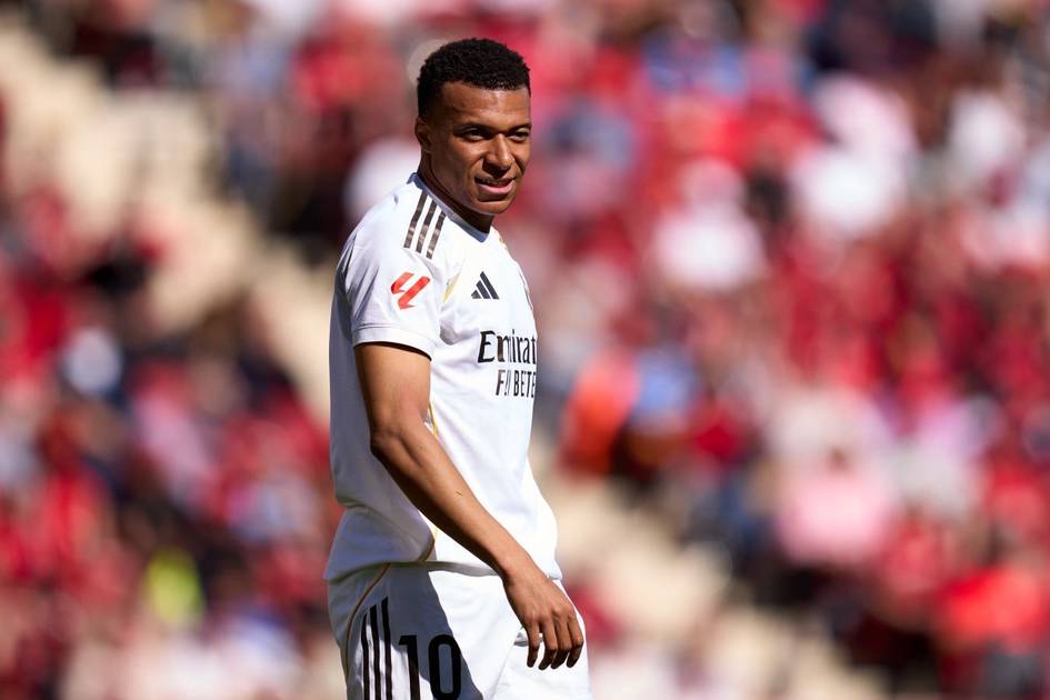 Mbappe “Barselona”ga qarshi bahsda asosiy tarkibda maydonga tushmaydi