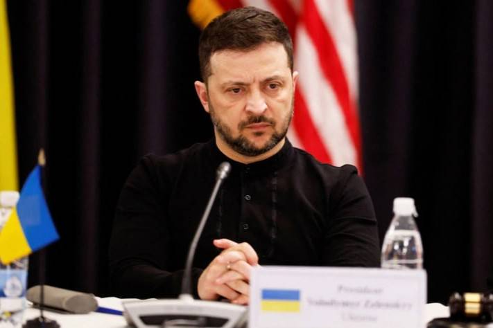 Зеленский Россия билан музокаралар ўтказиш шартини маълум қилди