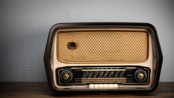 7-may — Radio kuni: simsiz aloqa inqilobining boshlanishi