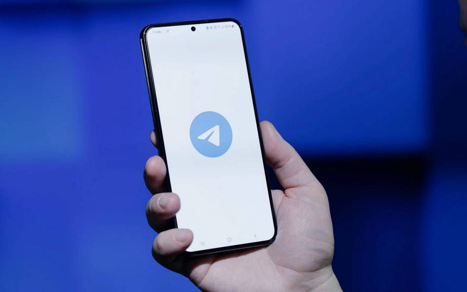Фарғонада Telegram орқали ўқувчига шилқимлик қилган ўқитувчи 5 суткага қамалди