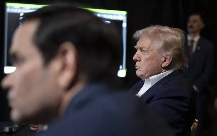 Трамп учта давлатнинг илтимоси билан Эронга ҳужумларни қолдирди