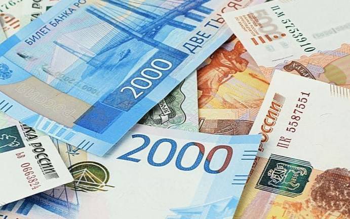 Россия Молия вазирлиги бюджет сарфларини 2,9 трлн рублга музлатишни сўради — FТ