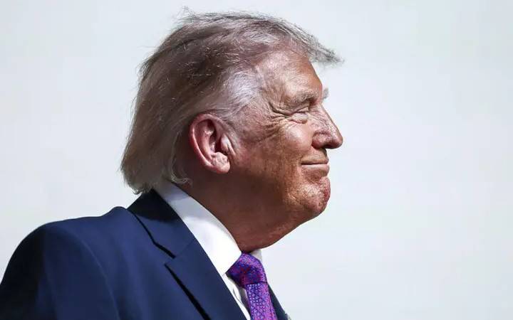 Врачи рекомендуют Дональду Трампу сбросить вес