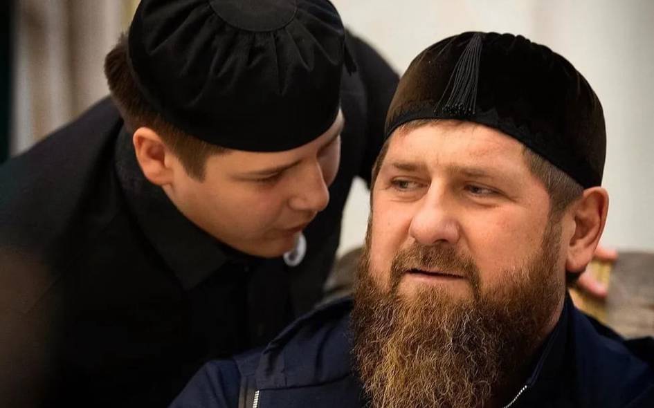Қодировнинг 18 яшар ўғли “урушга қўшган ҳиссаси” учун медалли бўлди