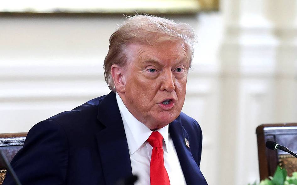“Бошлаган ишимизни охирига етказамиз” — Трамп Эронга яна таҳдид қилди