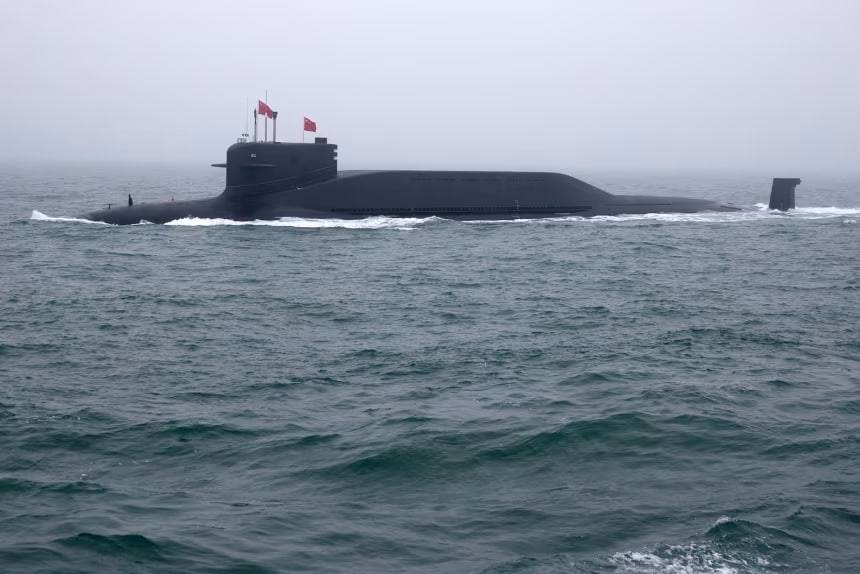Хитой Тинч океанида ядровий сувости кемасидан ракета учирди