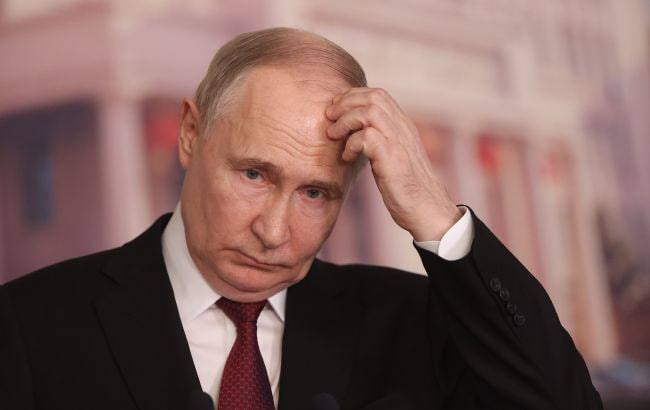 Путиннинг рейтинги Украинадаги уруш бошланганидан бери рекорд даражада пасаймоқда