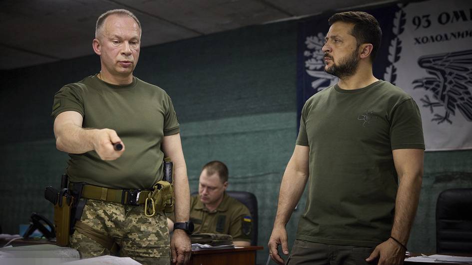 Зеленский Украина Қуролли кучлари бош қўмондони Сирскийни лавозимидан олишни кўриб чиқмоқда — ФТ
