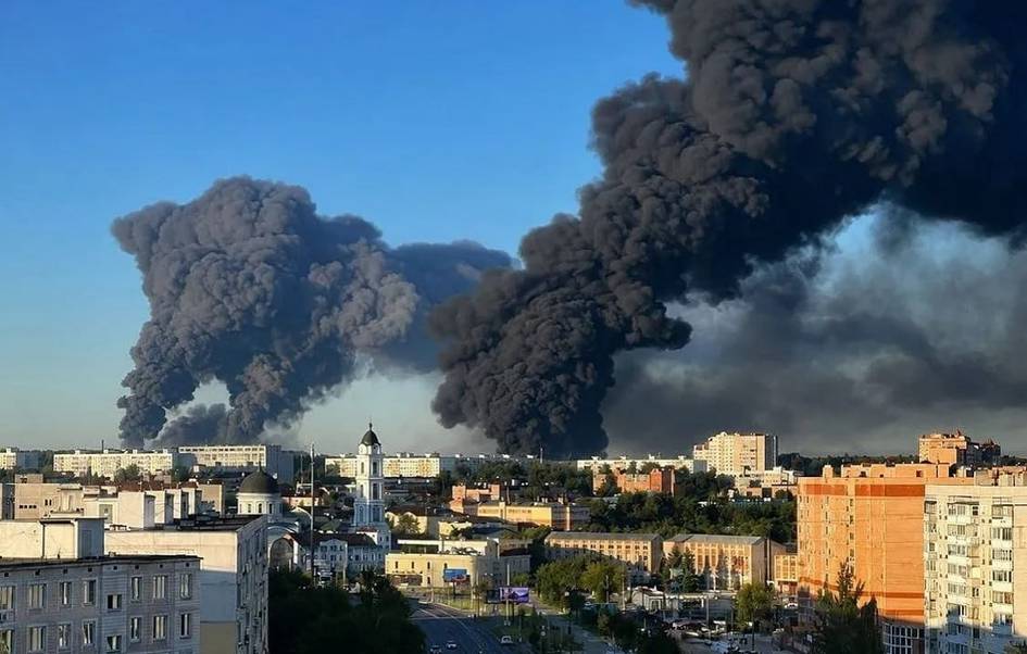 Миграция агентлиги Россиядаги ўзбекистонликларни ёнғинлар сабаб огоҳлантирди