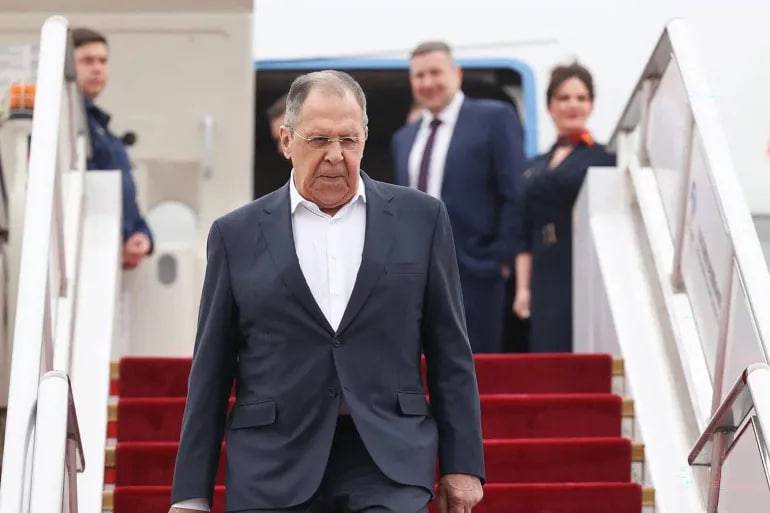 “ИШИД Афғонистондан ўз фаолиятини кенгайтириш учун фойдаланмоқчи” — Лавров