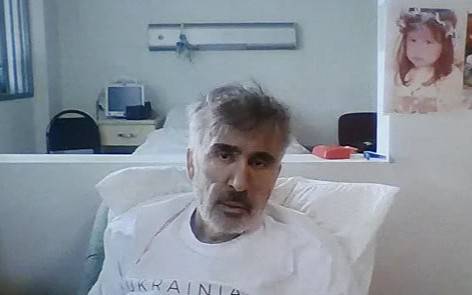 “Сувараклар билан тўла”: Саакашвили қамоқхонадаги шароитдан нолиди
