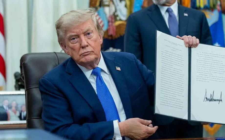 Трамп ввел ограничения на получение гражданства США по праву рождения