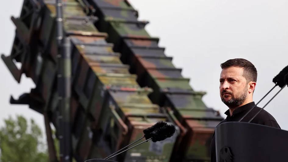 “АҚШ ҳар ой Украинага Patriot ракеталарини етказиб беради” — Зеленский