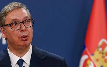 Сербия президенти дунё катта уруш ёқасида турганини айтди