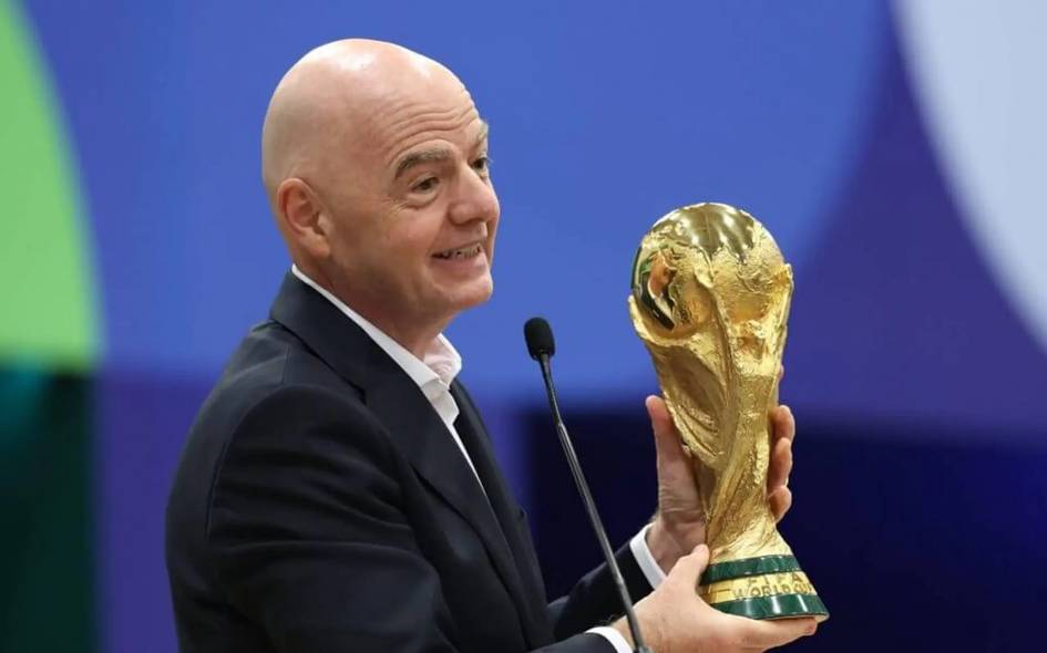 “FIFA ўзини ўзи йўқ қилиш тугмасини босди” — АПЛ раҳбари Инфантинони танқид қилди