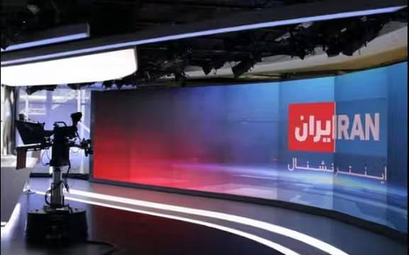 Эрон хориждаги бир нечта форсий ОАВни ҳарбий нишонлар рўйхатига киритди