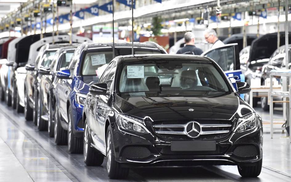 Mercedes-Benz Германиядаги заводларидан бирини ёпиши мумкин