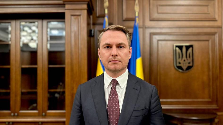 Украина Бош прокурори коррупция можароси ортидан истеъфога чиқди