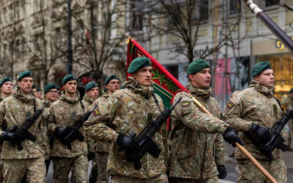 Литва Россия билан урушга тайёргарлик кўрмоқда: эвакуация режаси тузилди