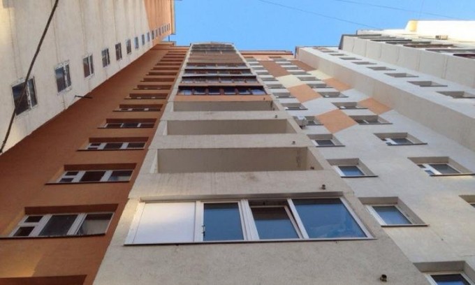 Mast Tanyaning sikilayotgan surati Oyoqlari orasidagi ayol