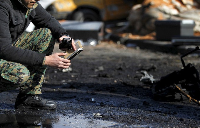 Ogizdagi kokraklar orasidagi fotosurat