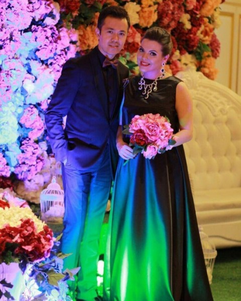 Bunny kostyum porno Rus qishloqlarida jinsiy aloqa