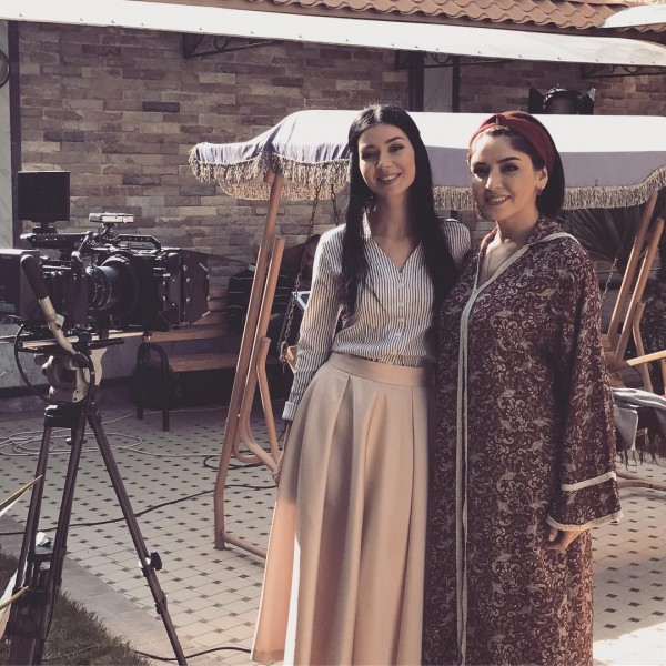 Yigit fohisha bilan jinsiy aloqani suratga oldi