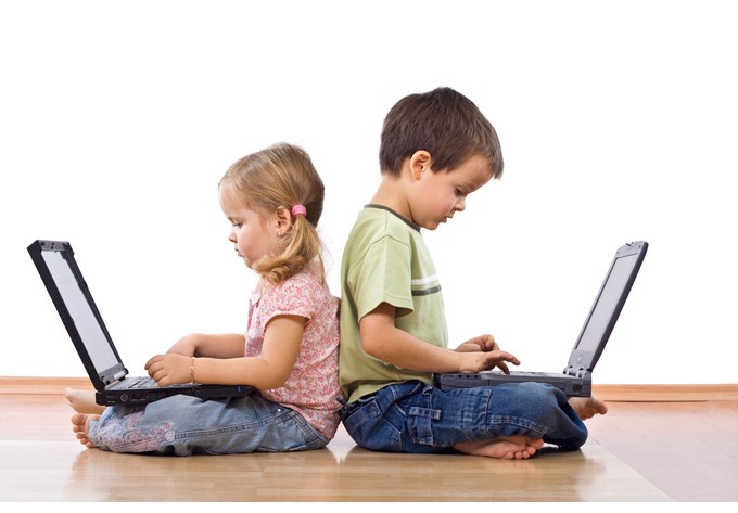 Transseksualning operatsiyadan keyingi gozal mushuki (erotik fotosurat)