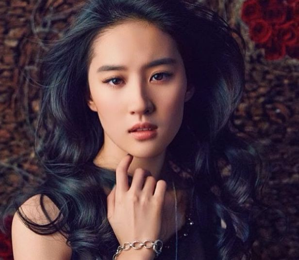 Xotinimdan uy qurilishi minutining porno surati