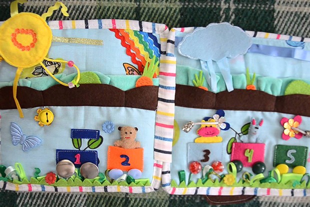 Porno aktrisa Hindiston Yoz Xotinim jetlarda cums, close-up photo