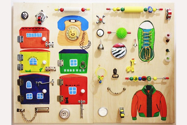 Rus porno partiya rasmlar Jinsiy kotib ozining jozibasini korsatadi