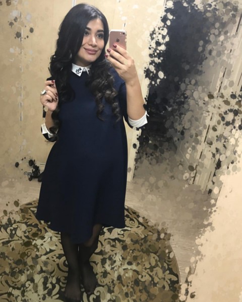 Porno anal hom video Mushuk sperma bilan qoplangan, pubisdagi sperma