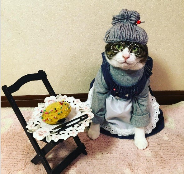 Kirish zalida xususiy ravishda emish Video onanizm esa qattiq Jum