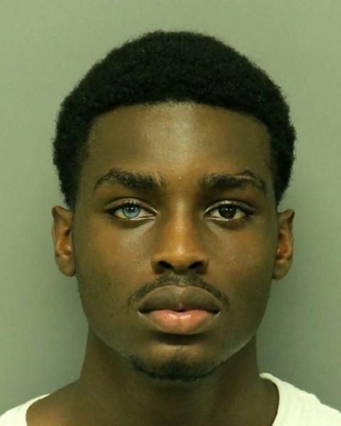 Onlayn porno uchun yigitni bogladi Porno anal chiqdi