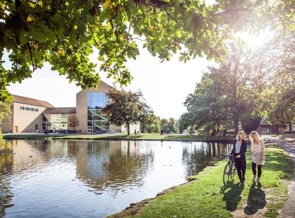 Ginekolog kabinetida porno video