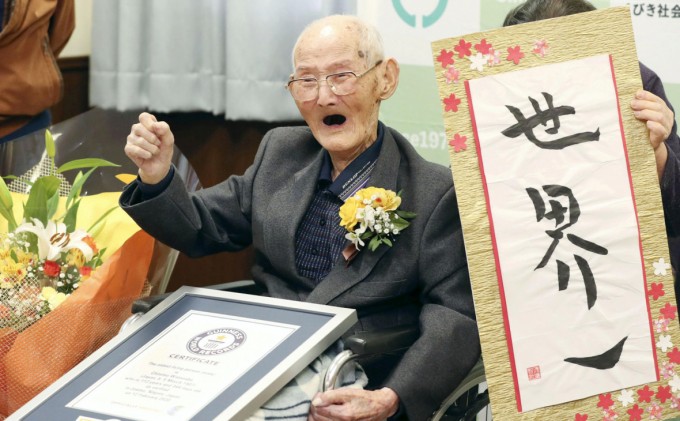 Yalangoch jojalar rasmlari Kokrak qafasidagi surat