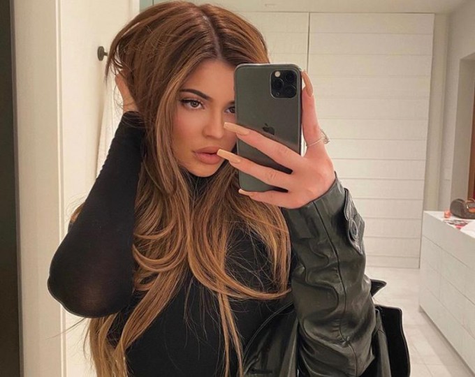 Qattiq irqlararo porno onlayn Semiz ukraina ayollar bilan porno