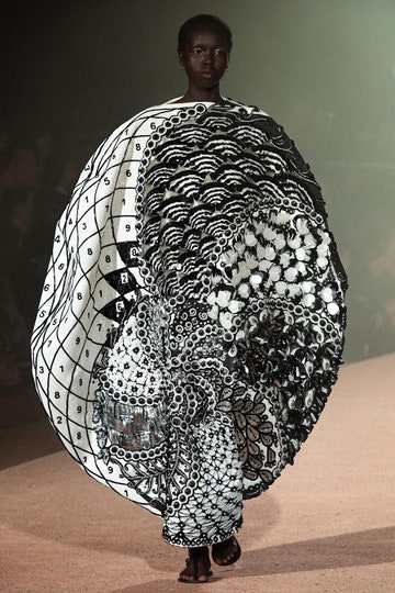 Yetuk semiz ayollarning katta eshaklarining fotosuratlari