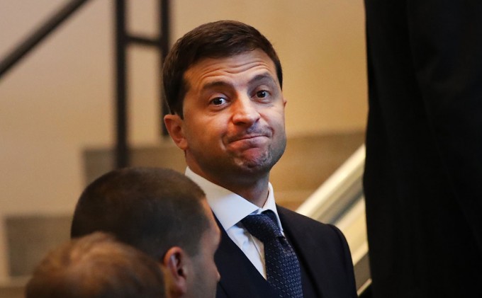 Biz yalangoch jojalarni silkitamiz Men Krasnodarda minaj beraman