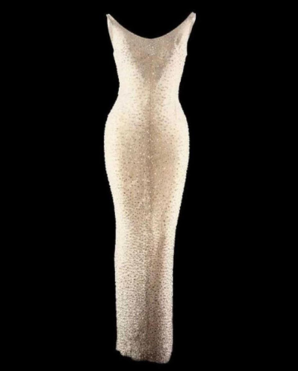 Elizabeth Enn Hilden lateks Vika Bonya jinsiy aloqa video