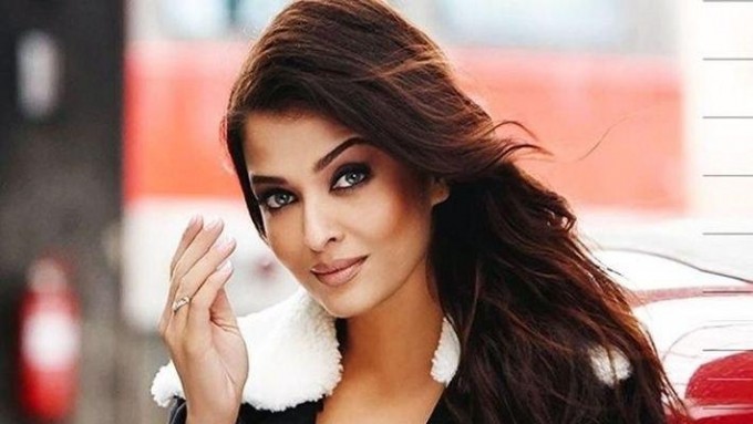 Mobil porno onlayn Chuqur shahvoniy oral seks